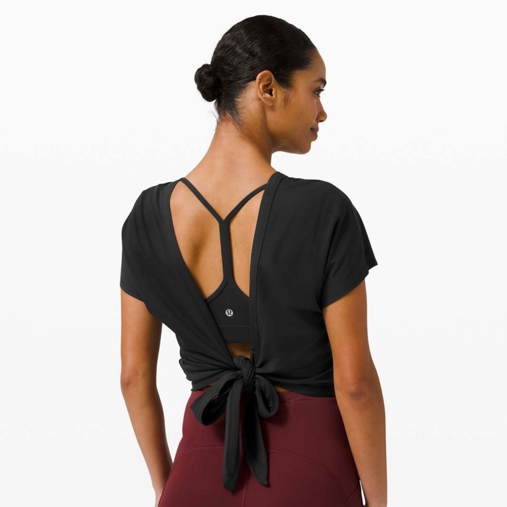 NWT Lululemon “It’s a tie short sleeve”  black size 4